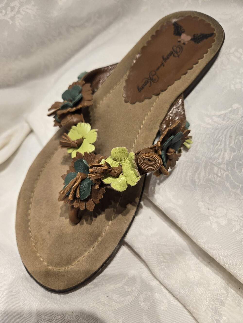 Women's Brown Floral Toe-Post Sandals with Tan Green Lime Flower Accents 9M